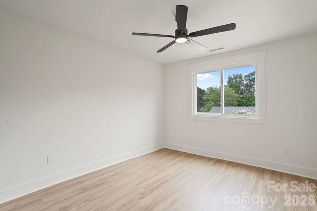 708 Meadowood Street, Hudson, NC 28638