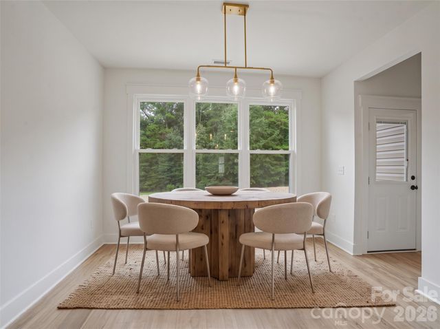 708 Meadowood Street, Hudson, NC 28638