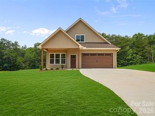 708 Meadowood Street, Hudson, NC 28638