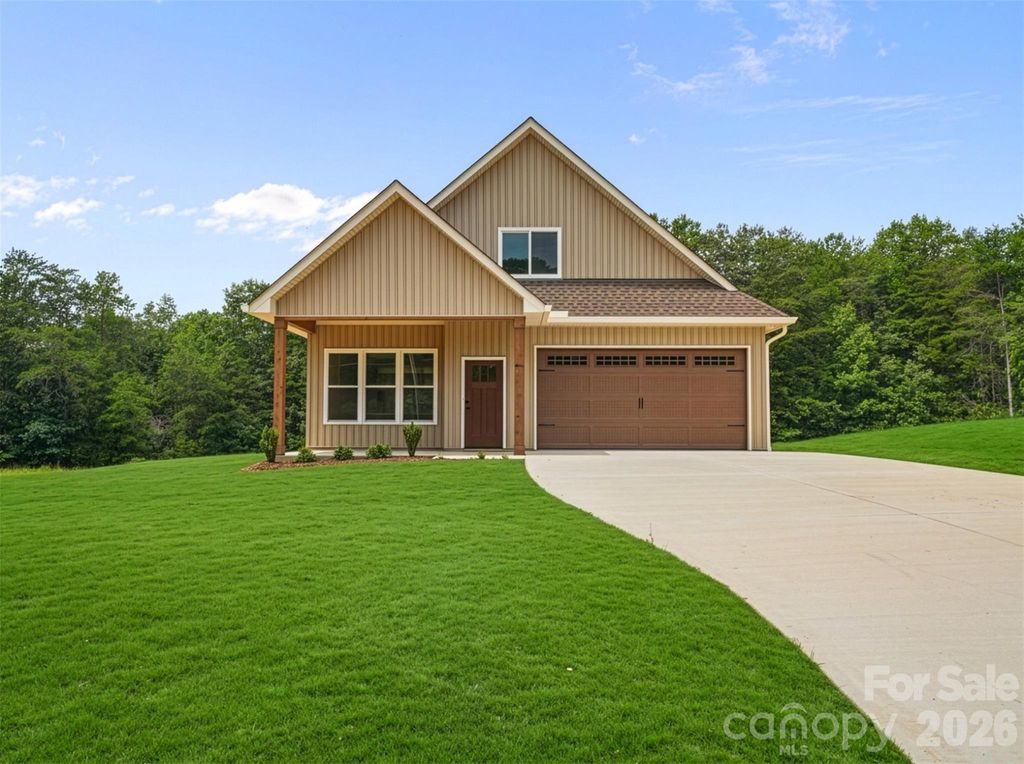 708 Meadowood Street, Hudson, NC 28638