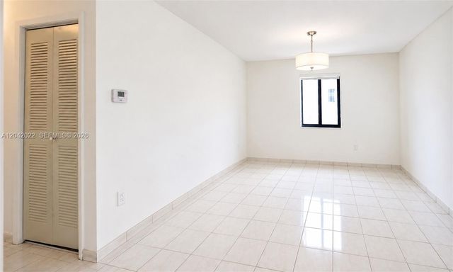 509 NW 57th Ct, Miami, FL 33126