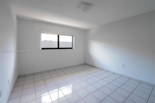 509 NW 57th Ct, Miami, FL 33126