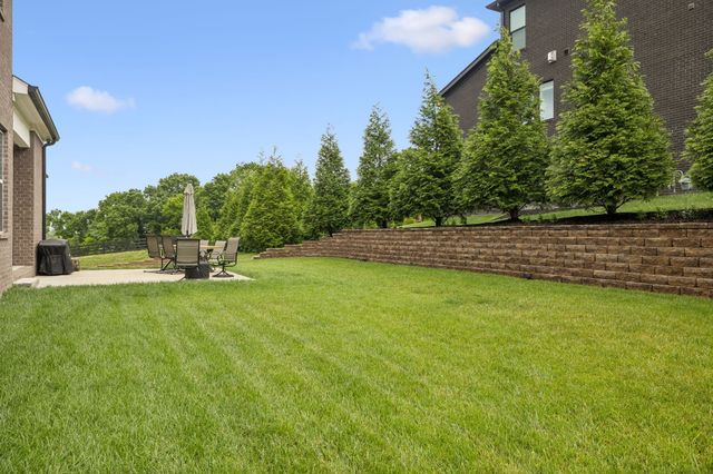 3213 Cherry Jack Ln, Thompsons Station, TN 37179