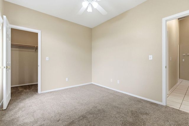 2744 W Ceres Court, Visalia, CA 93291