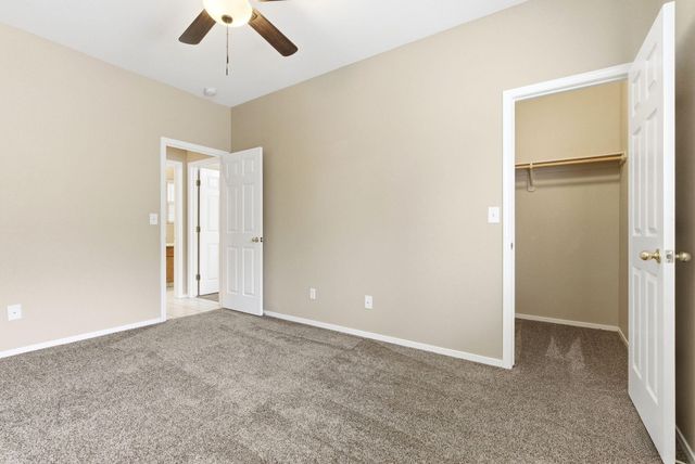 2744 W Ceres Court, Visalia, CA 93291