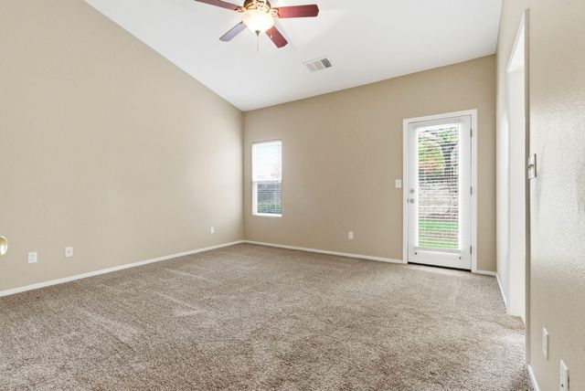 2744 W Ceres Court, Visalia, CA 93291