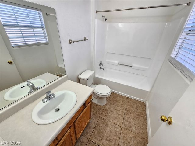 2521 Sierra Luna Avenue 101, Las Vegas, NV 89106