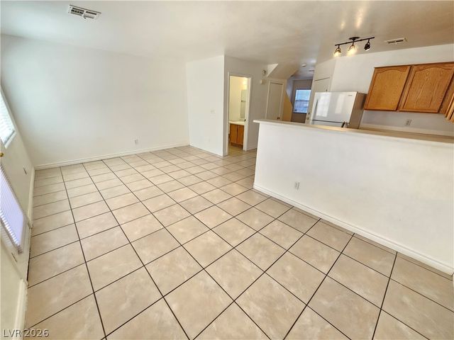 2521 Sierra Luna Avenue 101, Las Vegas, NV 89106