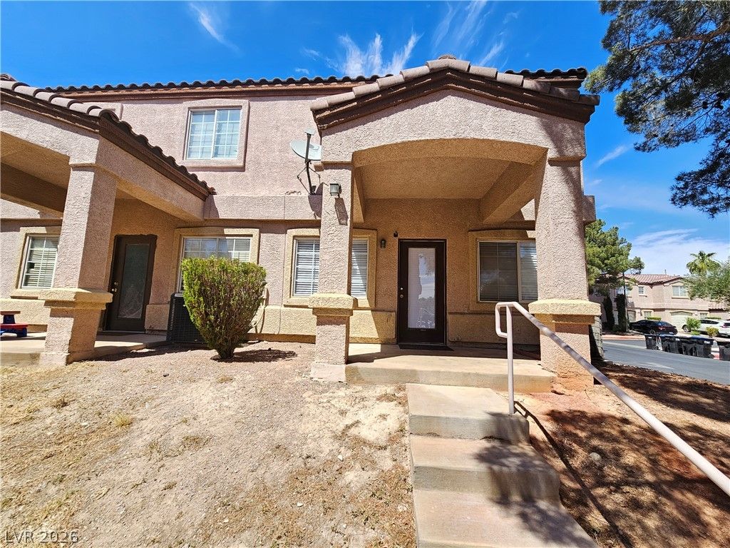 2521 Sierra Luna Avenue 101, Las Vegas, NV 89106