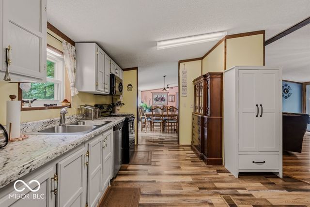 13333 Bellsville Pike, Columbus, IN 47201