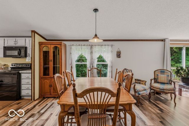13333 Bellsville Pike, Columbus, IN 47201