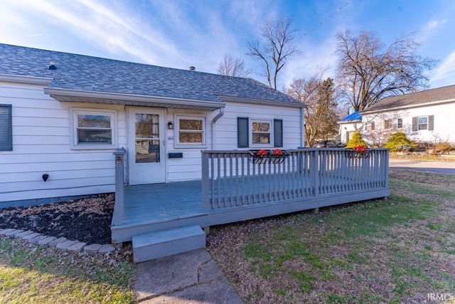 901 Stewart Avenue, Evansville, IN 47715