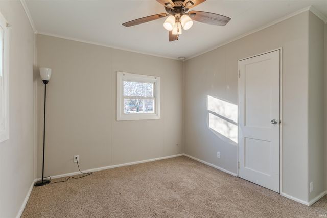 901 Stewart Avenue, Evansville, IN 47715