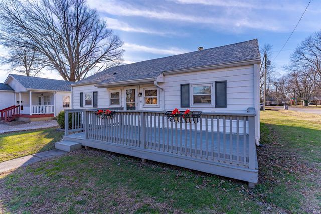 901 Stewart Avenue, Evansville, IN 47715