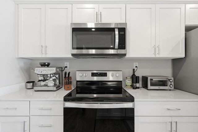 8418 W Red Ave, Cheney, WA 99004