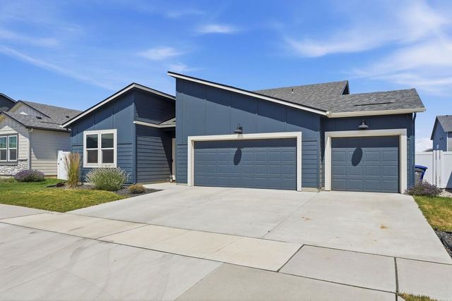 8418 W Red Ave, Cheney, WA 99004