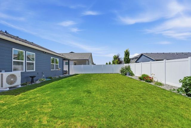 8418 W Red Ave, Cheney, WA 99004