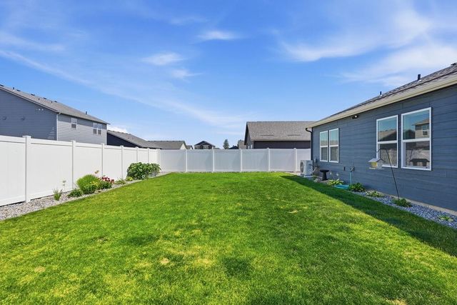 8418 W Red Ave, Cheney, WA 99004