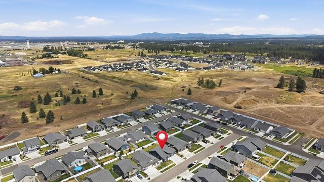 8418 W Red Ave, Cheney, WA 99004