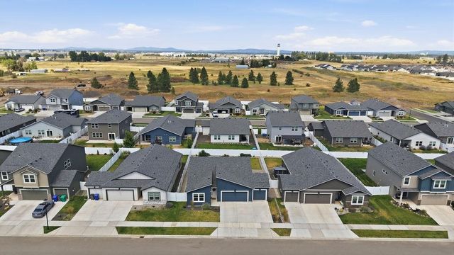 8418 W Red Ave, Cheney, WA 99004