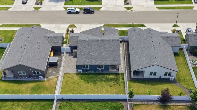 8418 W Red Ave, Cheney, WA 99004