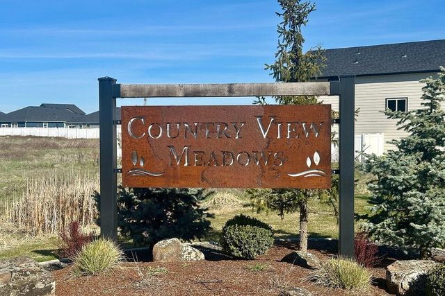 8418 W Red Ave, Cheney, WA 99004