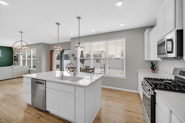 208 Sweetbay Street, Valparaiso, IN 46385