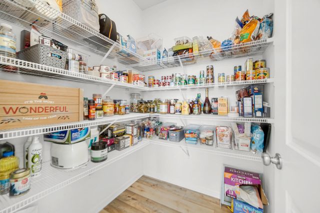 208 Sweetbay Street, Valparaiso, IN 46385