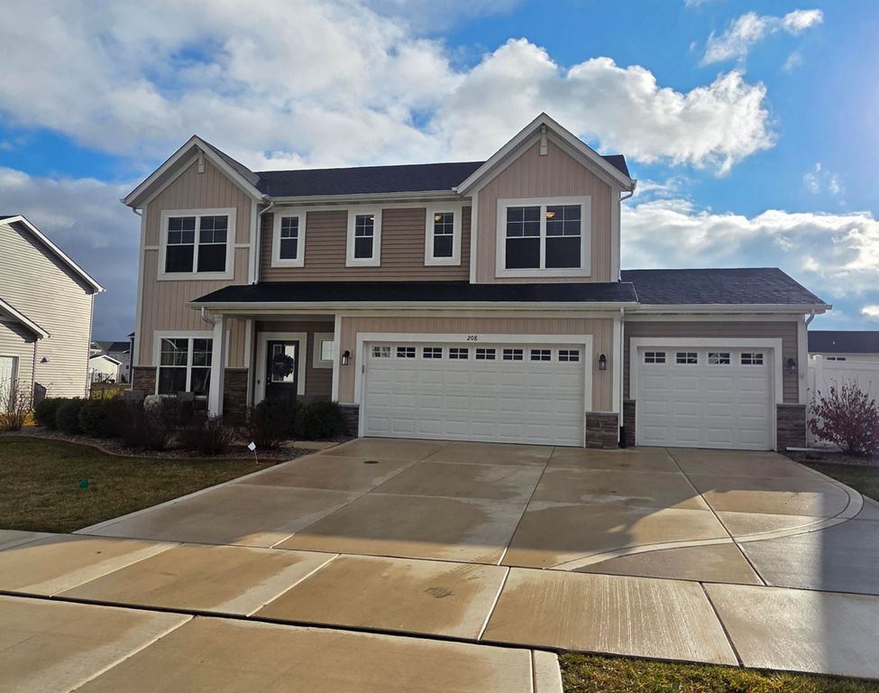 208 Sweetbay Street, Valparaiso, IN 46385