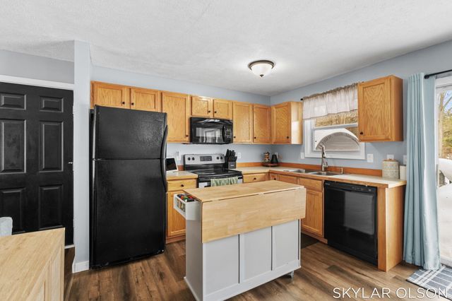 3651 Strand Road, Muskegon, MI 49445