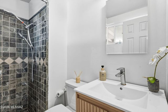 7457 E Beverly Drive, Tucson, AZ 85710