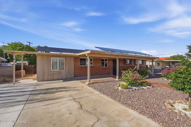 7457 E Beverly Drive, Tucson, AZ 85710