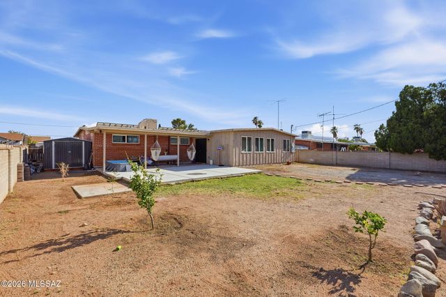 7457 E Beverly Drive, Tucson, AZ 85710