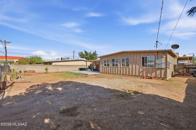 7457 E Beverly Drive, Tucson, AZ 85710