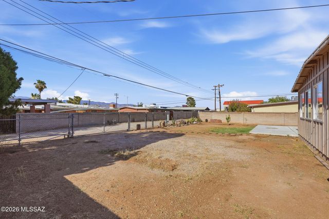 7457 E Beverly Drive, Tucson, AZ 85710