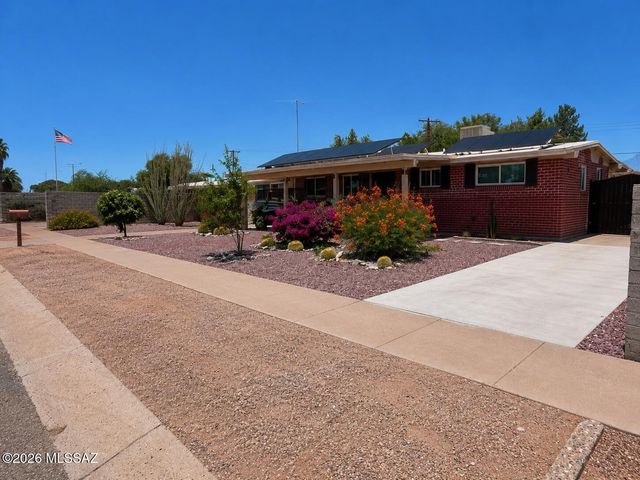 7457 E Beverly Drive, Tucson, AZ 85710