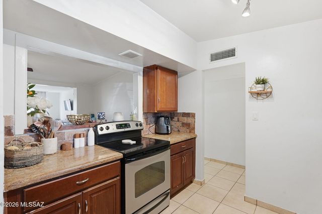 7457 E Beverly Drive, Tucson, AZ 85710