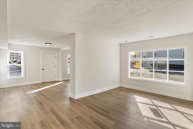 641 S RALEIGH ST, Martinsburg, WV 25401