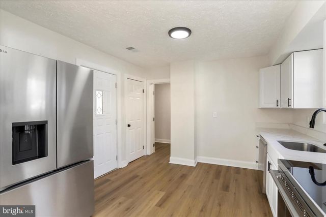 641 S RALEIGH ST, Martinsburg, WV 25401