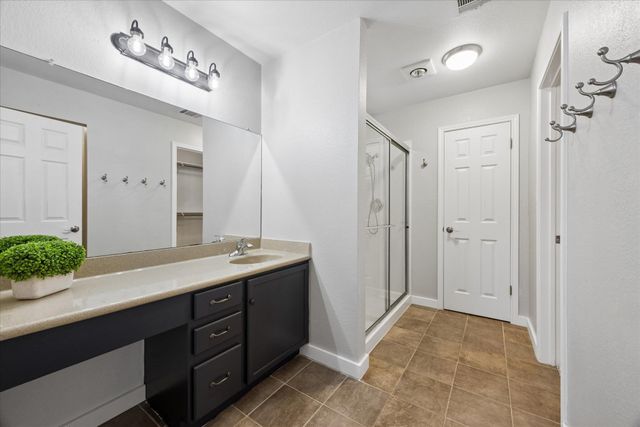 500 Millington LN, Buda, TX 78610