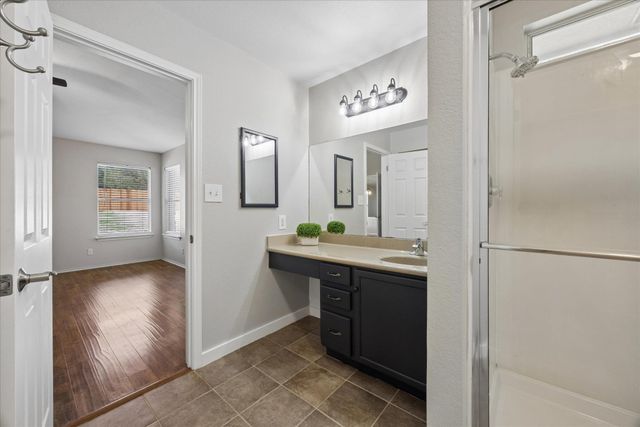 500 Millington LN, Buda, TX 78610