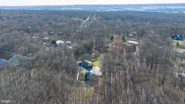 1624 SPRINGVILLE RD, New Holland, PA 17557