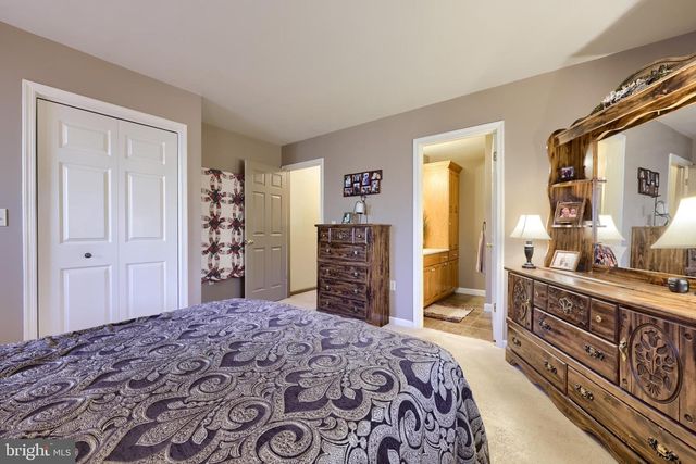 1624 SPRINGVILLE RD, New Holland, PA 17557