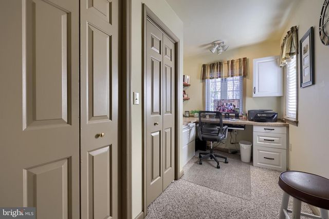 1624 SPRINGVILLE RD, New Holland, PA 17557