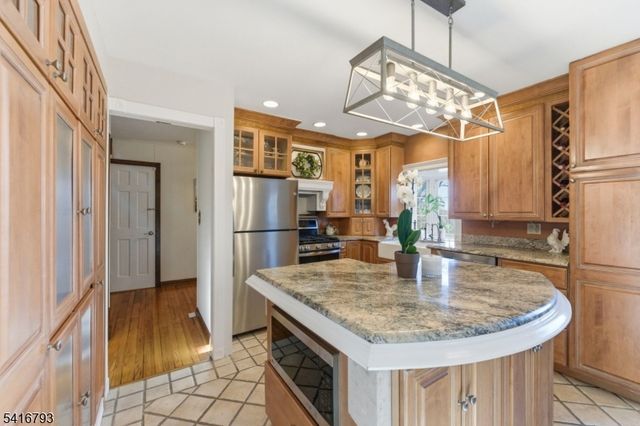 363 Springbrook Trl, Sparta Twp., NJ 07871