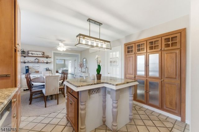 363 Springbrook Trl, Sparta Twp., NJ 07871