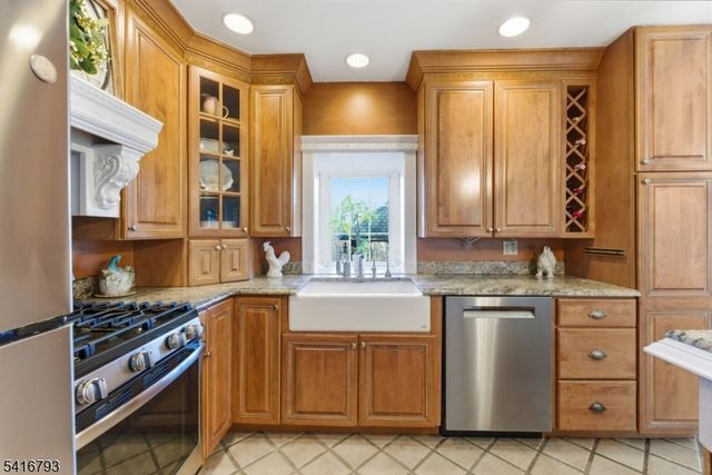 363 Springbrook Trl, Sparta Twp., NJ 07871