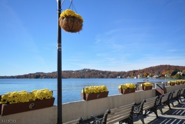 363 Springbrook Trl, Sparta Twp., NJ 07871