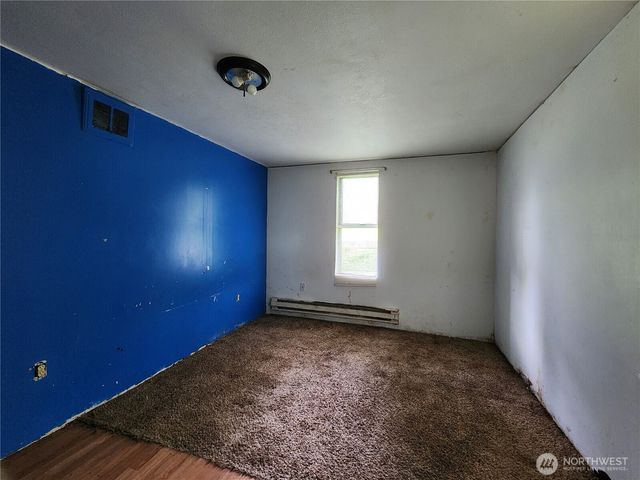 111 Cedar Avenue S, Eatonville, WA 98321