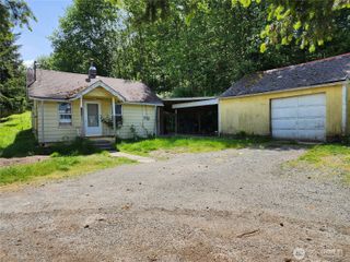 111 Cedar Avenue S, Eatonville, WA 98321